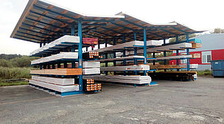 cantilever racking system with roof