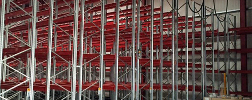 [Translate "Ireland"] Mobile pallet racking