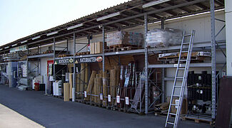 pallet rack with roof