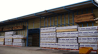 cantilever racking with roof for timber storage