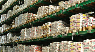 Kragarmregale für Baustoffe