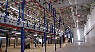 mezzanine floor, storage platform