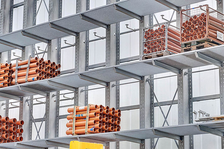 cantilever racking with gratings and sprinkler system