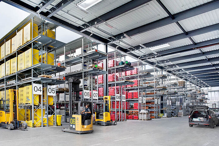 pallet racking with roof