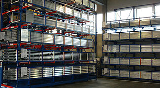 mobile cantilever racking