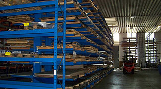 cantilever racking and pallet racking