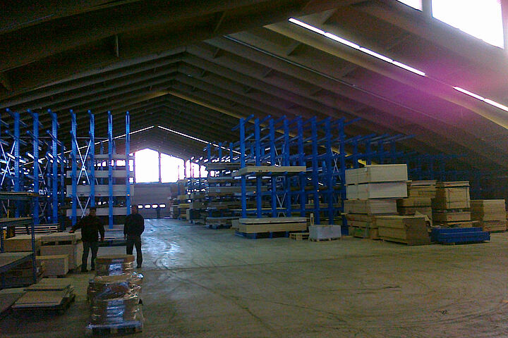 cantilever racking for the storage of chipboards