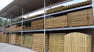 pallet rack with roof