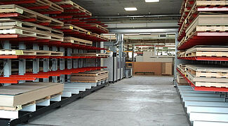 mobile cantilever racking