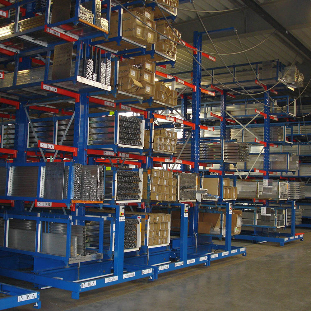 mobile cantilever racking system for the storage of aluminium