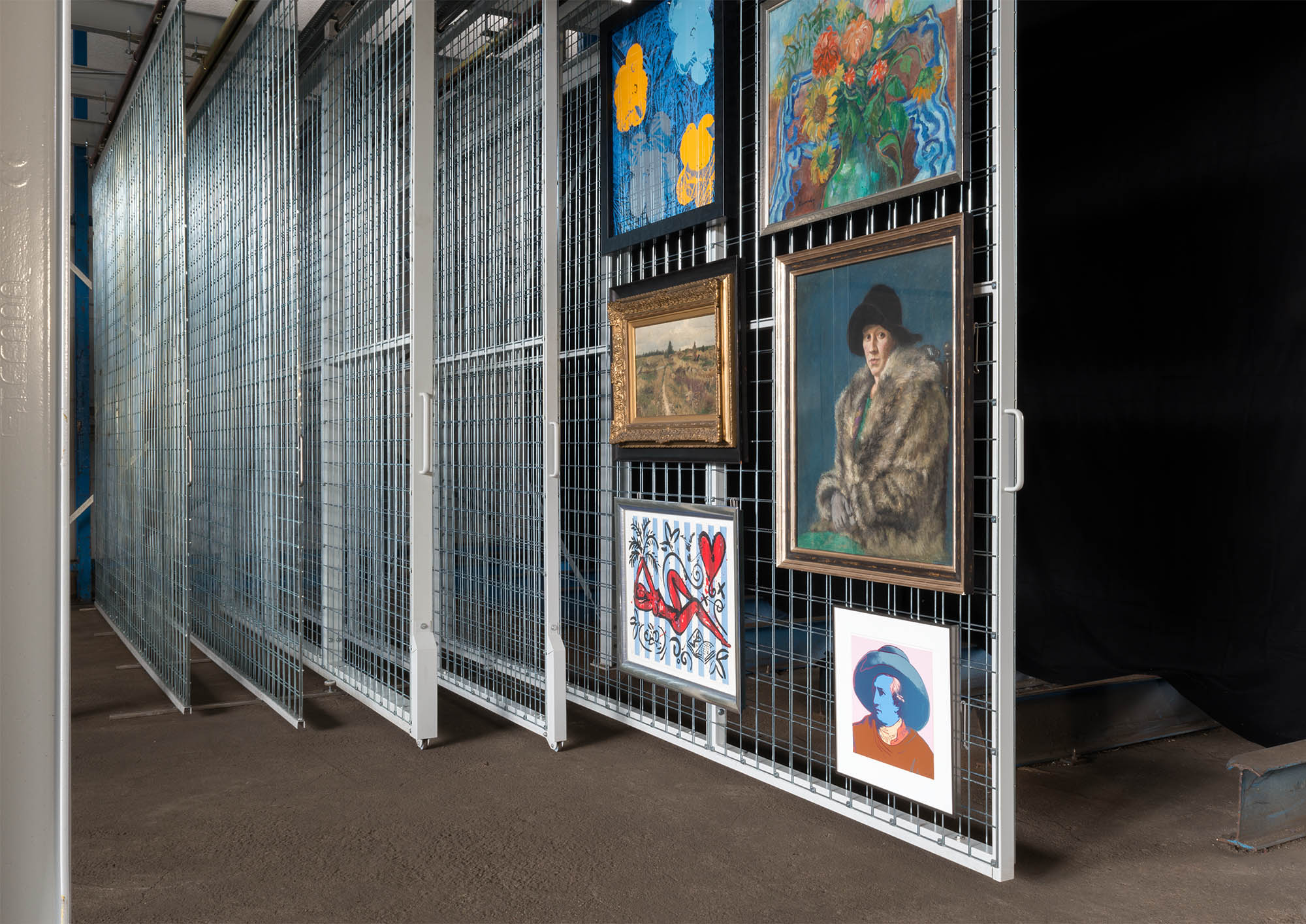 sliding walls for museums