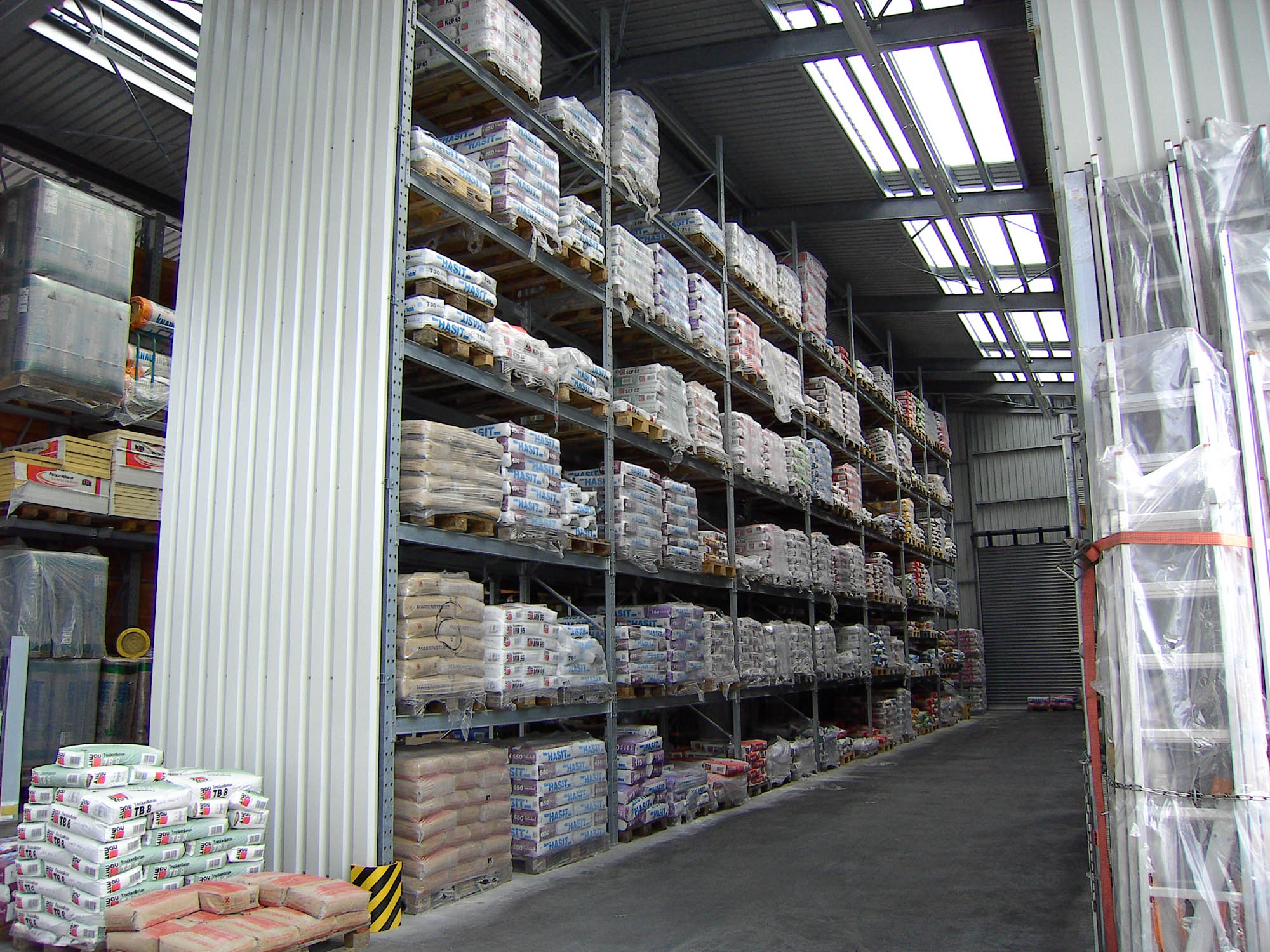 rack clad warehouse pallet rack