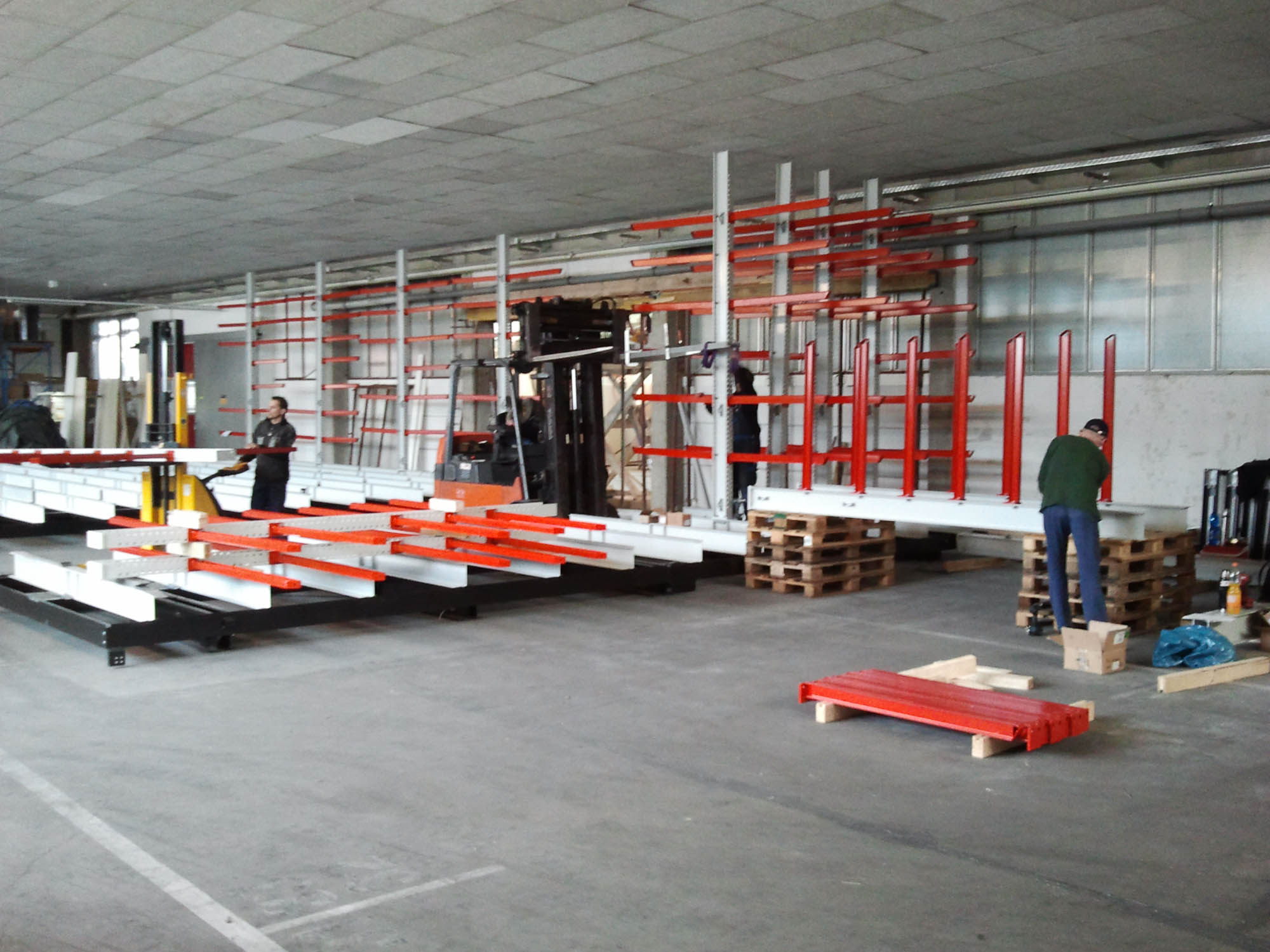 mobile cantilever racking, assembly period