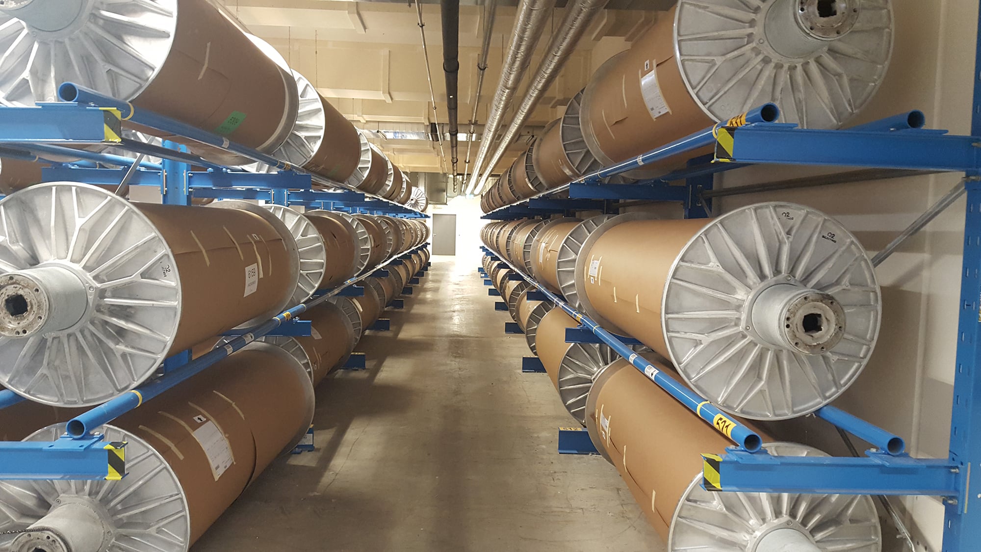 cantilever racking, storage of textile rolls